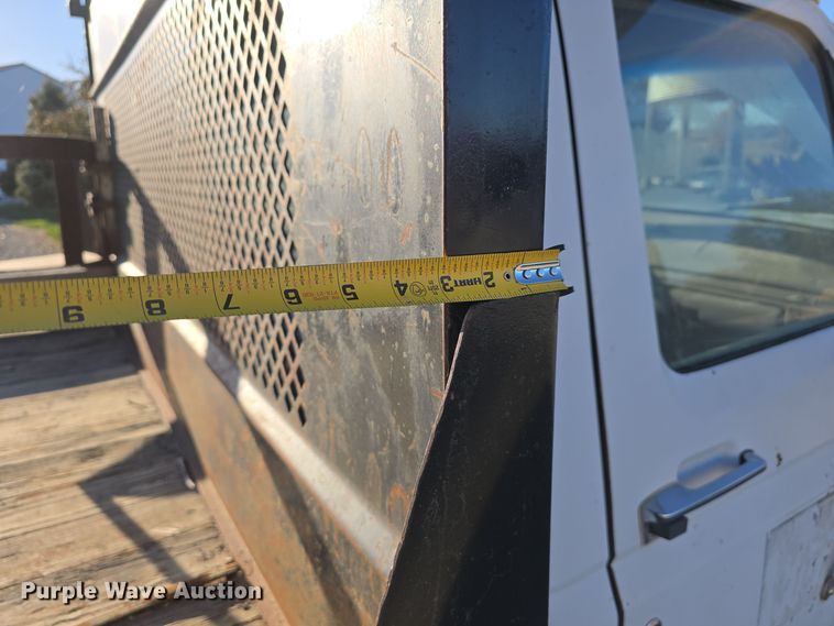 image for item DW3819 1995 Ford F-Super Duty flatbed truck