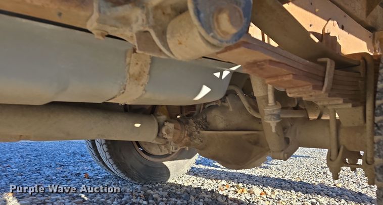 image for item DW3819 1995 Ford F-Super Duty flatbed truck