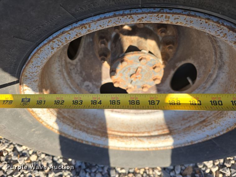 image for item DW3819 1995 Ford F-Super Duty flatbed truck