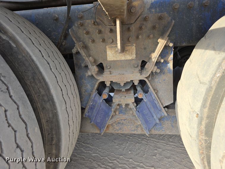 image for item DW3846 2006 AutoCar XPeditor roll-off container truck