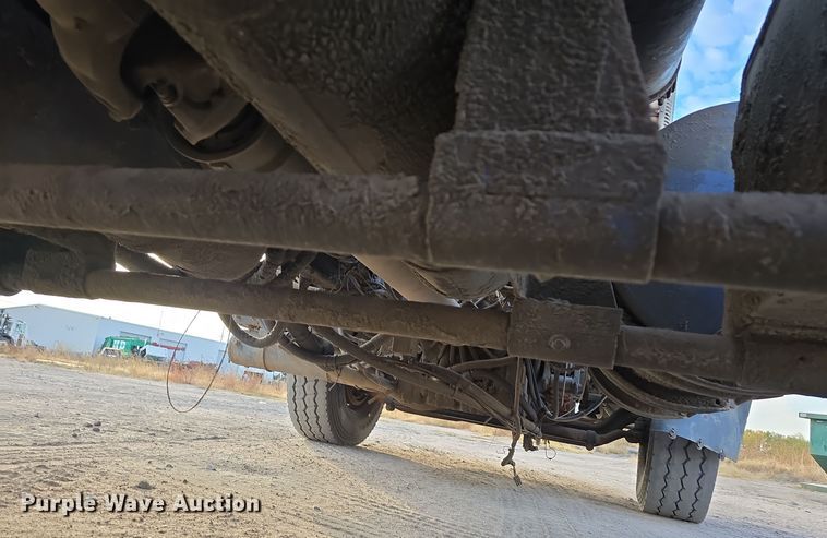 image for item DW3846 2006 AutoCar XPeditor roll-off container truck