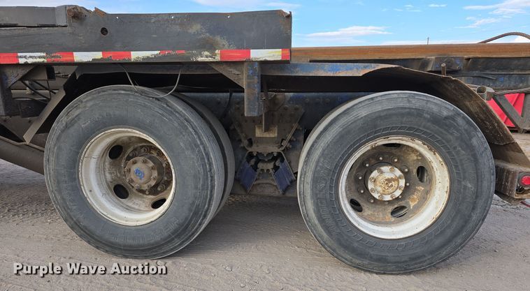 image for item DW3846 2006 AutoCar XPeditor roll-off container truck