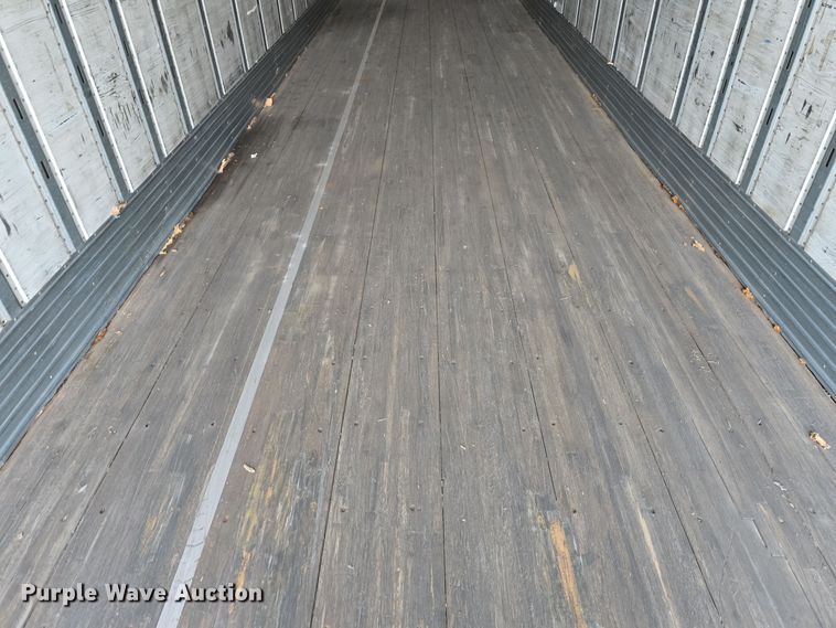 image for item DW3962 2005 Utility dry van trailer