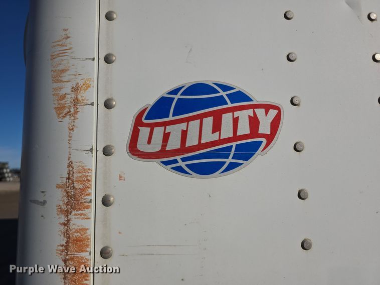 image for item DW3962 2005 Utility dry van trailer