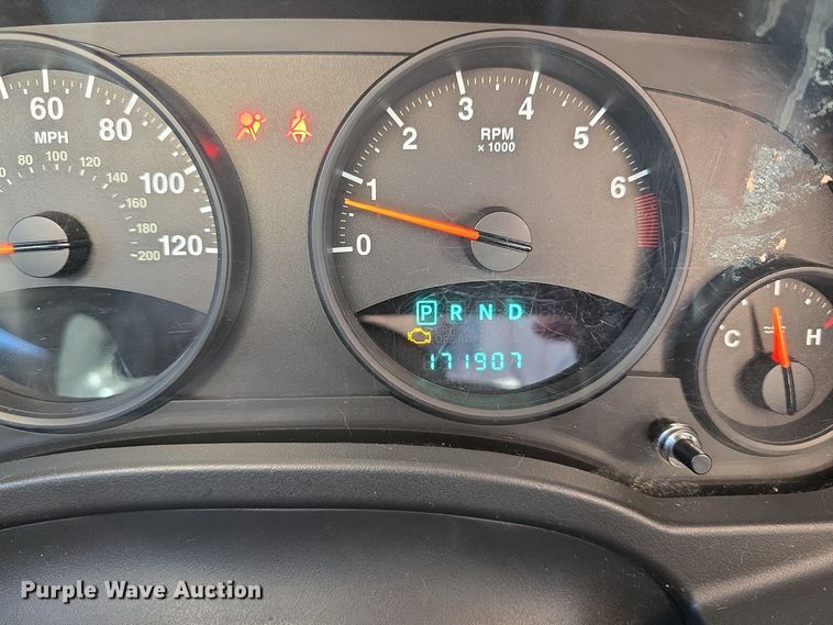 image for item DW3971 2011 Jeep Patriot SUV