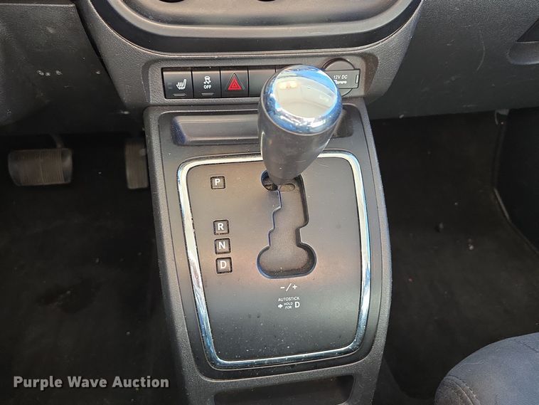 image for item DW3971 2011 Jeep Patriot SUV