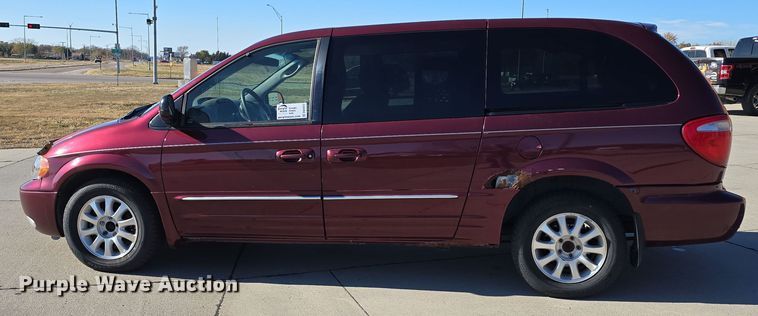 image for item DW3972 2002 Chrysler Town and Country handicap accessible van
