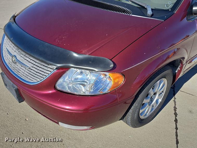 image for item DW3972 2002 Chrysler Town and Country handicap accessible van