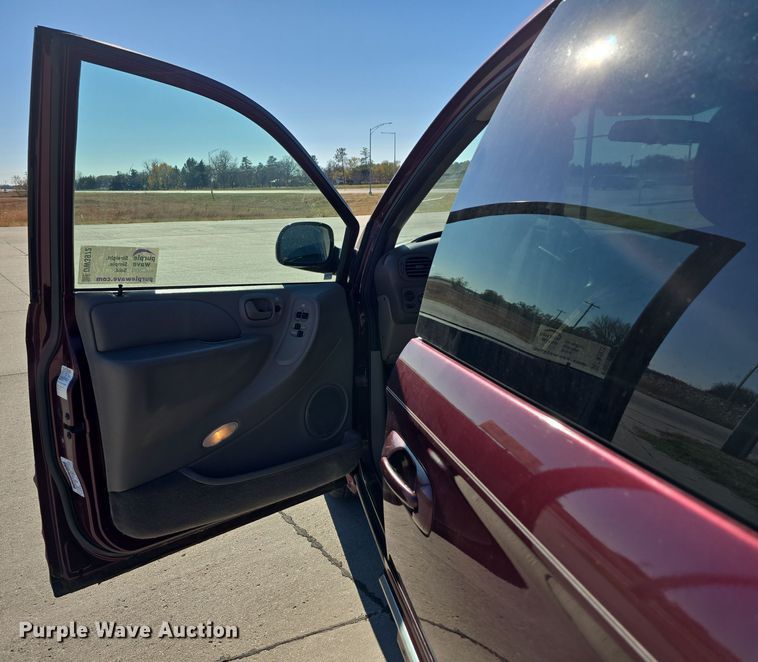 image for item DW3972 2002 Chrysler Town and Country handicap accessible van