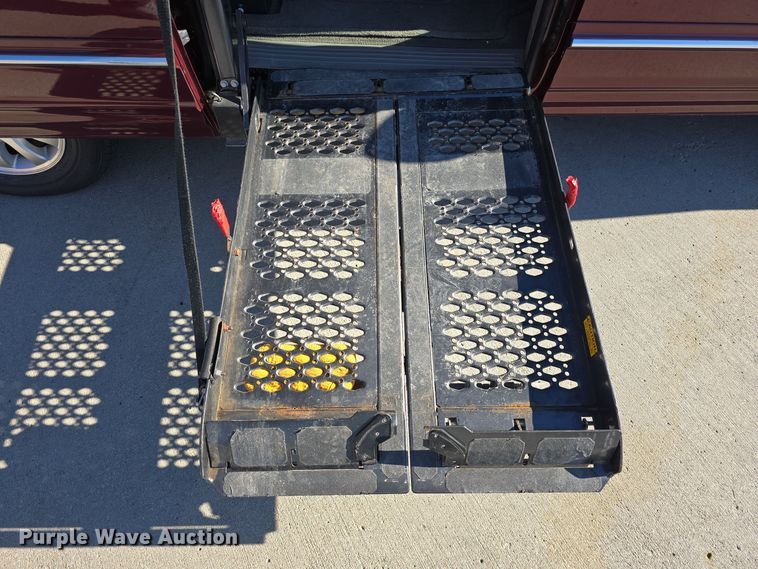 image for item DW3972 2002 Chrysler Town and Country handicap accessible van