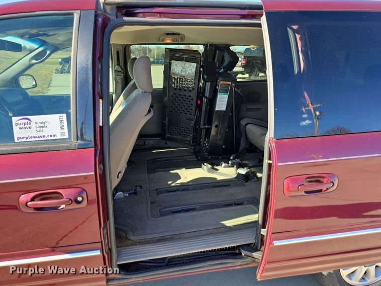image for item DW3972 2002 Chrysler Town and Country handicap accessible van