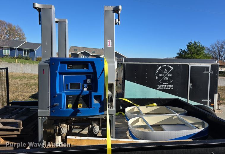 image for item DW3973 (2) 2021 Bennett fuel pumps