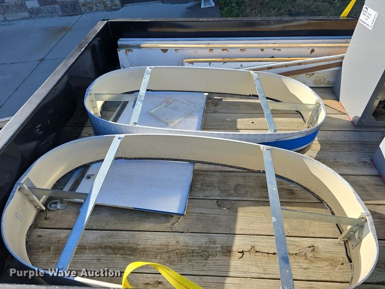 image for item DW3973 (2) 2021 Bennett fuel pumps