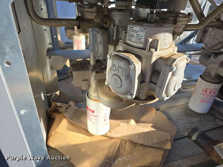 image for item DW3973 (2) 2021 Bennett fuel pumps