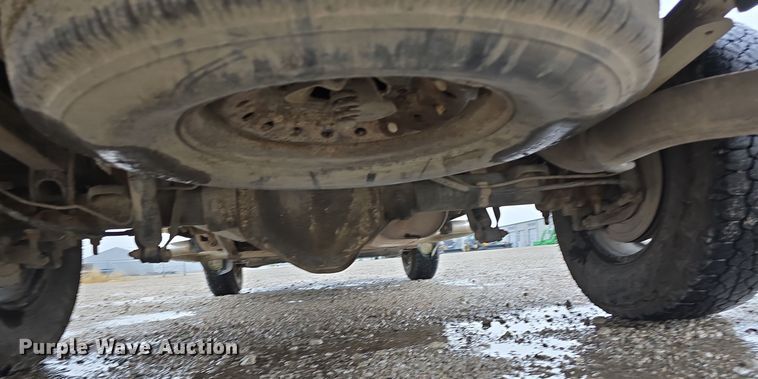 image for item DW3976 2006 Chevrolet Silverado 2500HD utility bed pickup truck