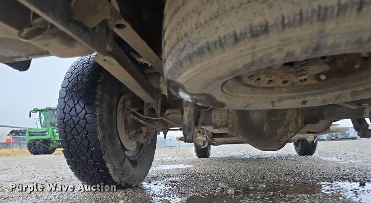 image for item DW3976 2006 Chevrolet Silverado 2500HD utility bed pickup truck