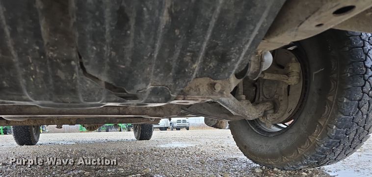 image for item DW3976 2006 Chevrolet Silverado 2500HD utility bed pickup truck