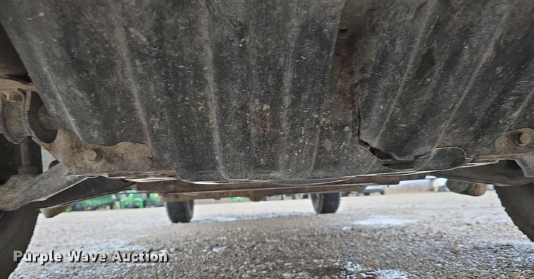 image for item DW3976 2006 Chevrolet Silverado 2500HD utility bed pickup truck