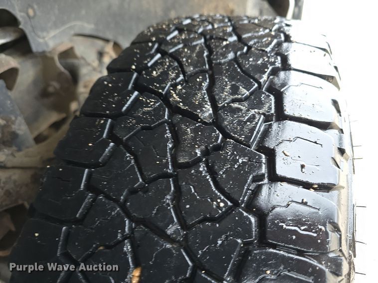 image for item DW3976 2006 Chevrolet Silverado 2500HD utility bed pickup truck