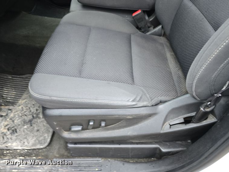 image for item DW3977 2018 Chevrolet Silverado 1500 Double Cab pickup truck