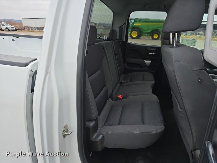 image for item DW3977 2018 Chevrolet Silverado 1500 Double Cab pickup truck