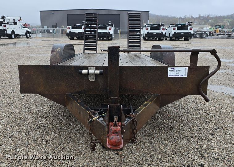 image for item DW3981 2005 Mac-Lander utility trailer