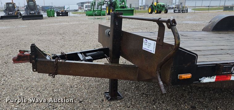 image for item DW3981 2005 Mac-Lander utility trailer