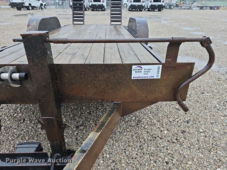 image for item DW3981 2005 Mac-Lander utility trailer