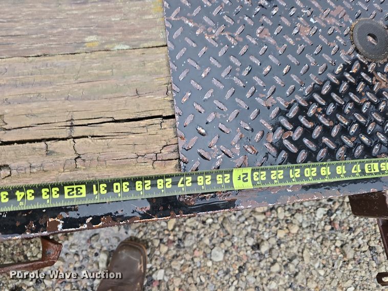 image for item DW3981 2005 Mac-Lander utility trailer