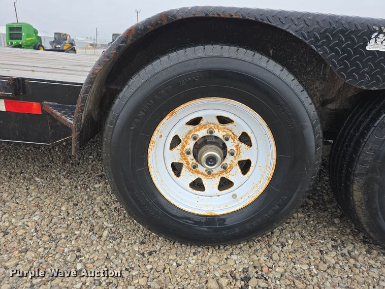 image for item DW3981 2005 Mac-Lander utility trailer