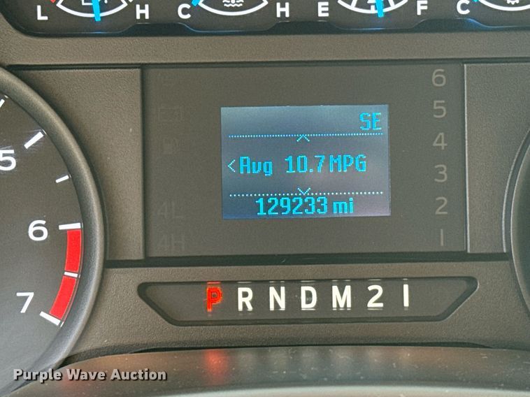 image for item DX3788 2017 Ford F250 Super Duty SuperCab pickup truck