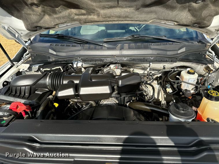 image for item DX3788 2017 Ford F250 Super Duty SuperCab pickup truck