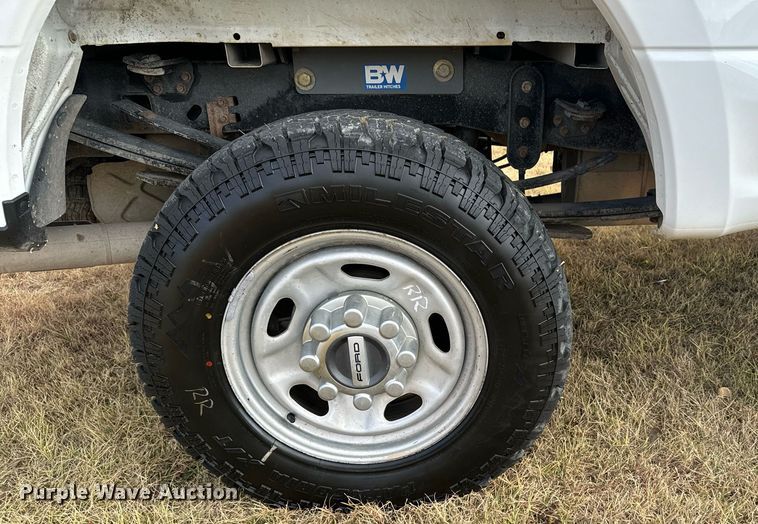 image for item DX3788 2017 Ford F250 Super Duty SuperCab pickup truck