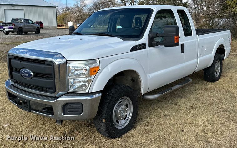 image for item DX3789 2015 Ford F250 Super Duty SuperCab pickup truck