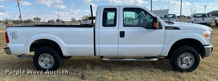 image for item DX3789 2015 Ford F250 Super Duty SuperCab pickup truck