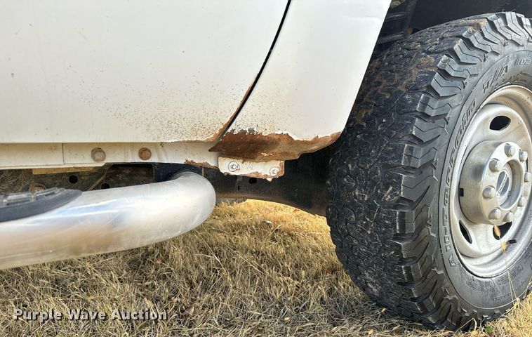 image for item DX3789 2015 Ford F250 Super Duty SuperCab pickup truck