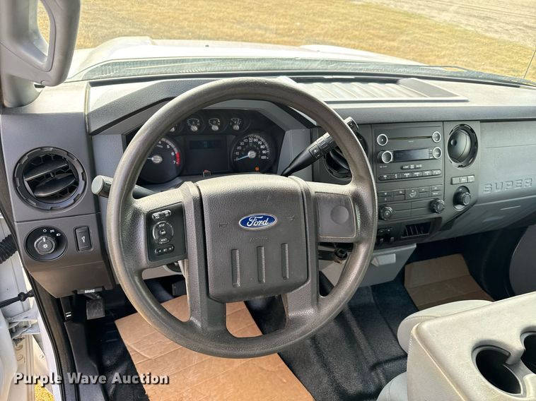 image for item DX3789 2015 Ford F250 Super Duty SuperCab pickup truck