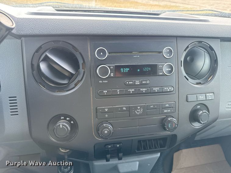 image for item DX3789 2015 Ford F250 Super Duty SuperCab pickup truck