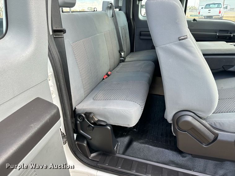 image for item DX3789 2015 Ford F250 Super Duty SuperCab pickup truck