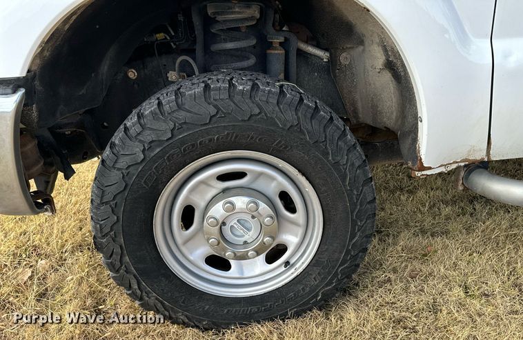 image for item DX3789 2015 Ford F250 Super Duty SuperCab pickup truck