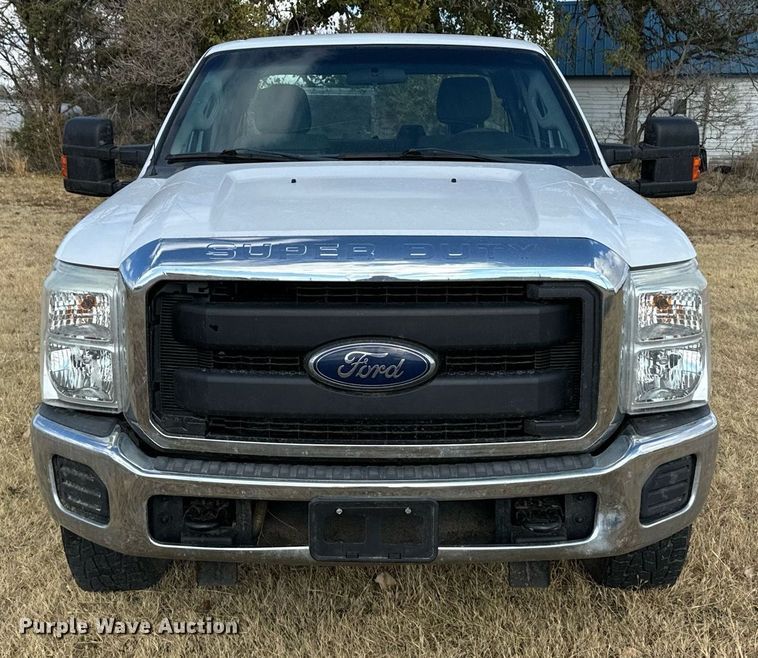 image for item DX3790 2015 Ford F250 Super Duty SuperCab pickup truck
