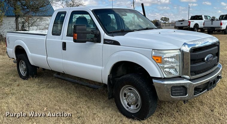 image for item DX3790 2015 Ford F250 Super Duty SuperCab pickup truck