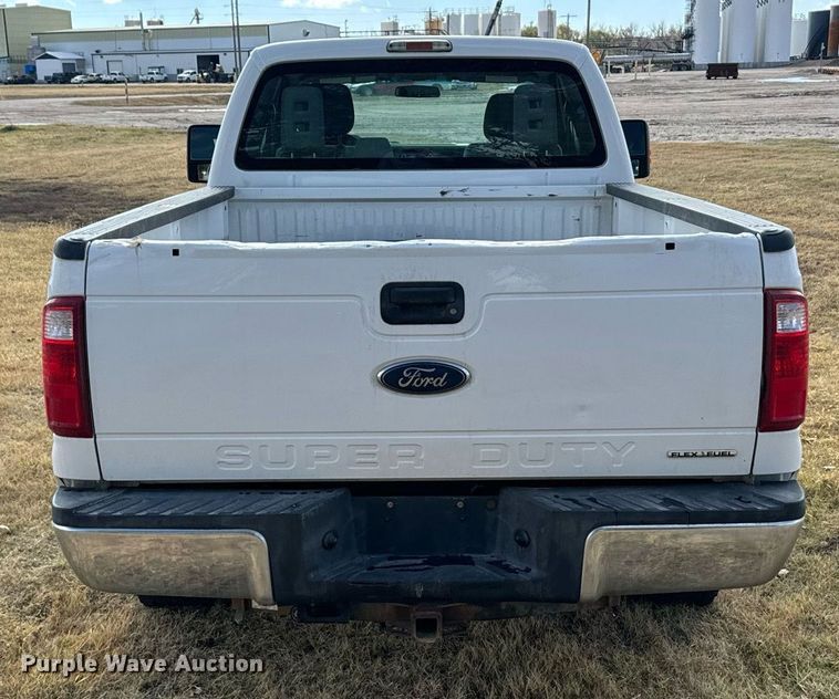 image for item DX3790 2015 Ford F250 Super Duty SuperCab pickup truck