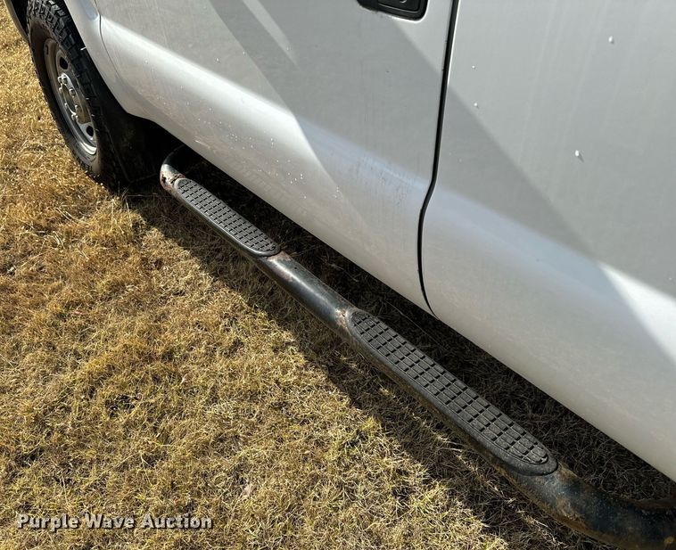 image for item DX3790 2015 Ford F250 Super Duty SuperCab pickup truck