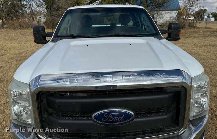 image for item DX3790 2015 Ford F250 Super Duty SuperCab pickup truck
