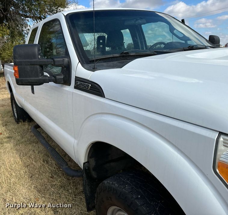 image for item DX3790 2015 Ford F250 Super Duty SuperCab pickup truck