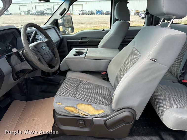 image for item DX3790 2015 Ford F250 Super Duty SuperCab pickup truck