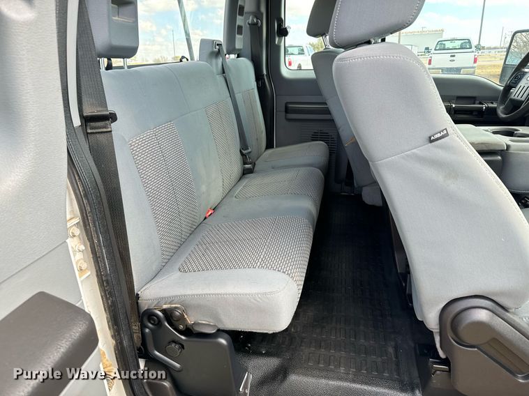 image for item DX3790 2015 Ford F250 Super Duty SuperCab pickup truck