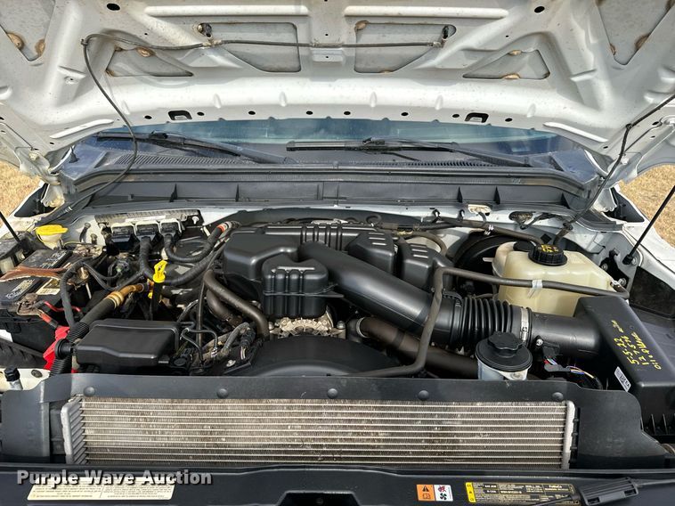 image for item DX3790 2015 Ford F250 Super Duty SuperCab pickup truck