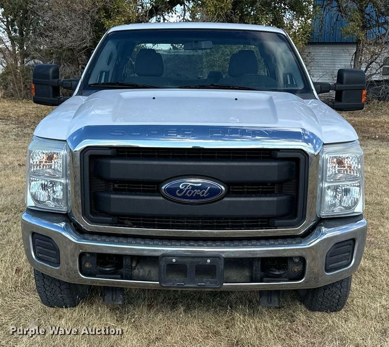 image for item DX3791 2016 Ford F250 Super Duty SuperCab pickup truck